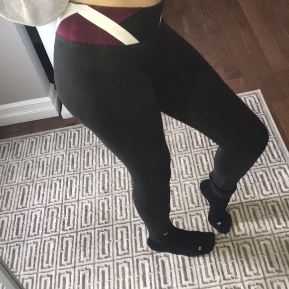 PINK Victoria's Secret Pants - PINK Victoria’s secret full length leggings